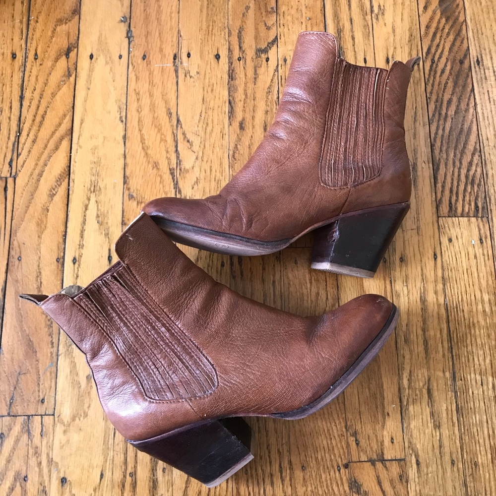 Steve Madden Magalie Bootie - Picture 2 of 7